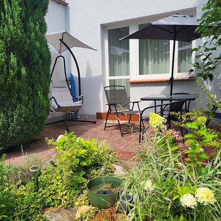 Apartament - 3 Pokojowe Dwupoziomowe Mieszkanie Z Ogrodem Крокова Екстер'єр фото